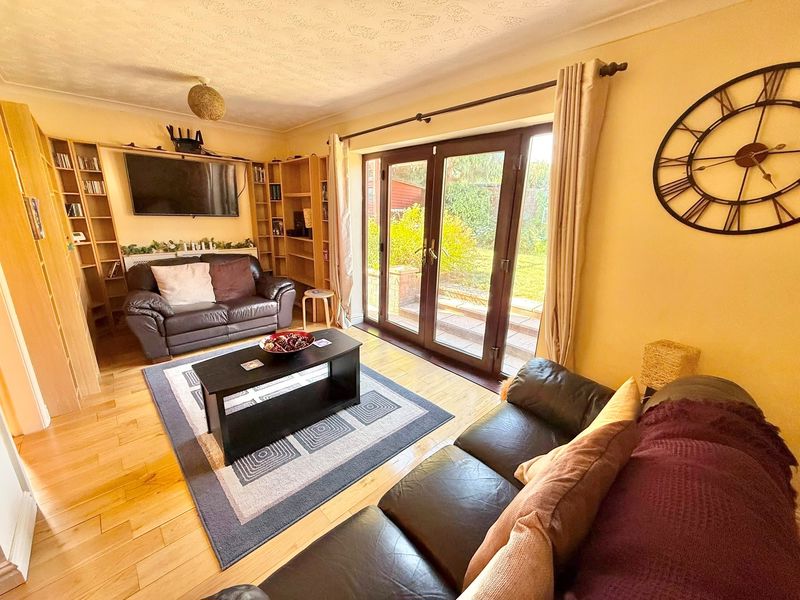 Chalfield Avenue Great Sutton